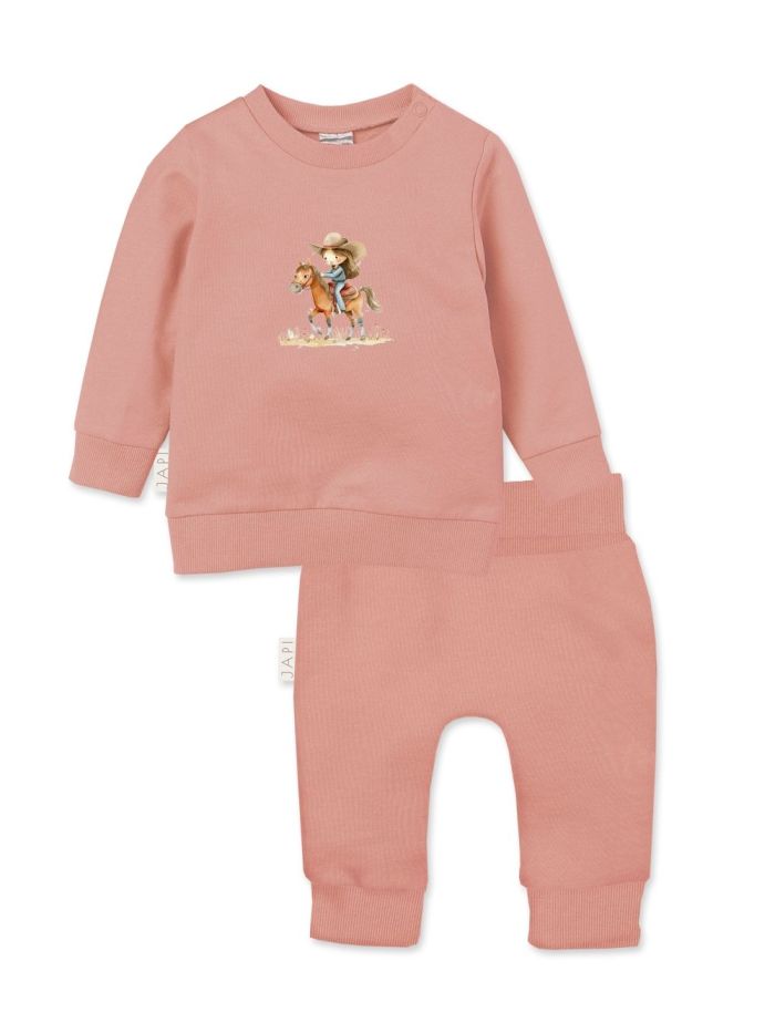 Pullover + Trousers WESTERN