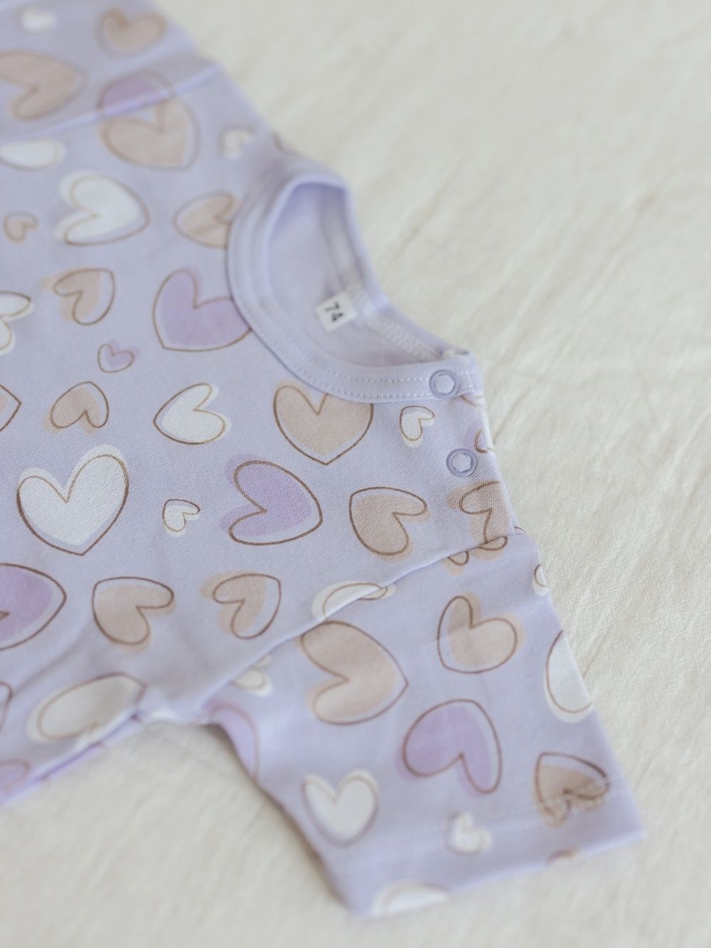 dievčenské body s krátkym rukávom