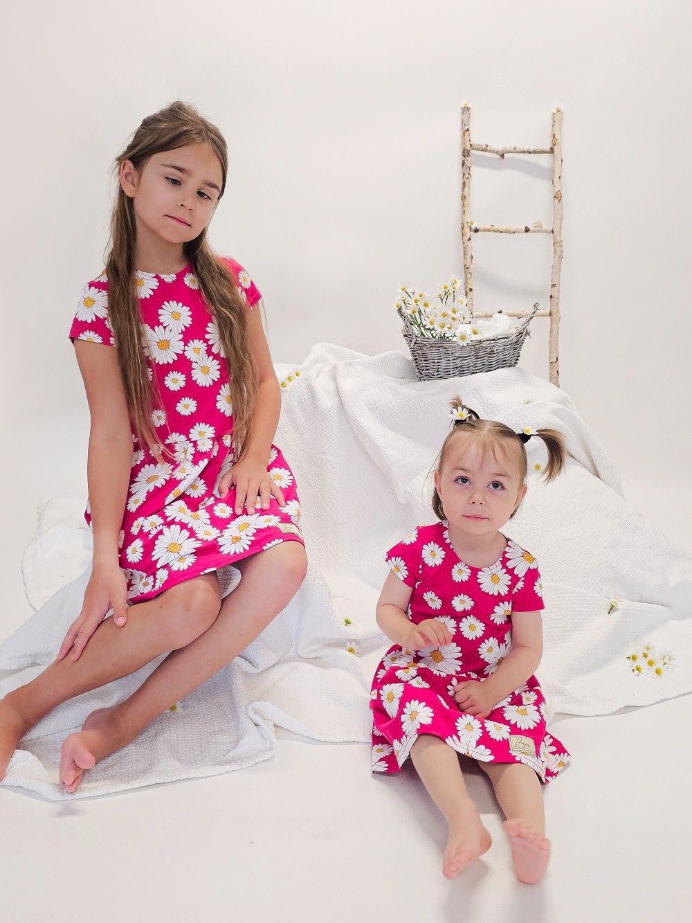 Short-sleeved dress DAISY