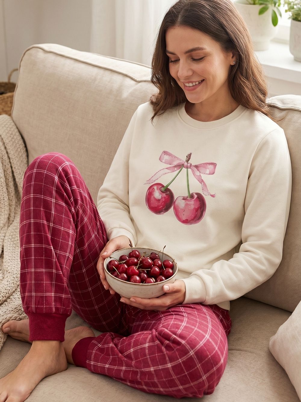 Women's pyjamas SWEET CHERRY long sleeves